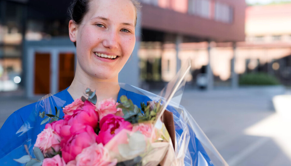 EN DRØM: Aino Takala trengte litt tid på seg før hun slapp løs smilet og gleden over seieren. EN DRØM: Aino Takala trengte litt tid på seg før hun slapp løs smilet og gleden over seieren.
