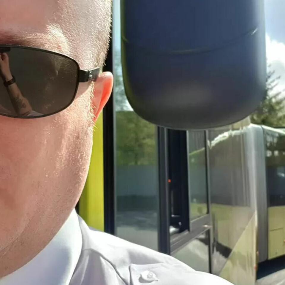 HEV AV PASSASJER: Kristian Kittelsaa tolererte ikke oppførselen til den middelaldrende mannen. Han beordret ham ut av bussen. HEV AV PASSASJER: Kristian Kittelsaa tolererte ikke oppførselen til den middelaldrende mannen. Han beordret ham ut av bussen.