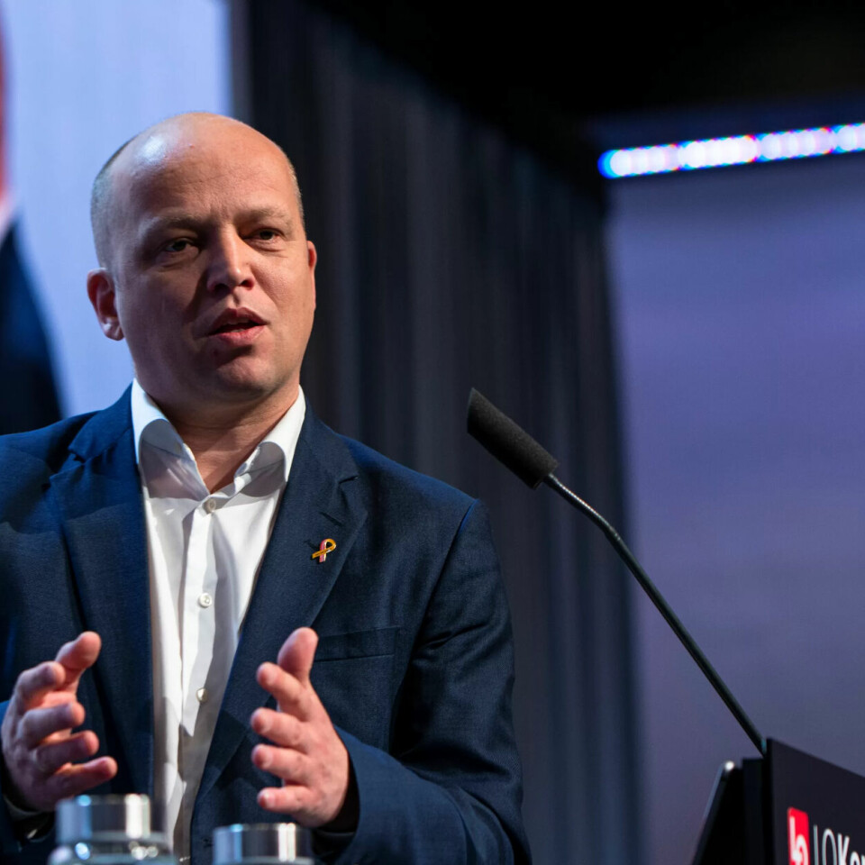 BYRÅKRAT-FLUST: Trygve Slagsvold Vedum sier at stordrift skaper distanse, ikke effektivisering. BYRÅKRAT-FLUST: Trygve Slagsvold Vedum sier at stordrift skaper distanse, ikke effektivisering.