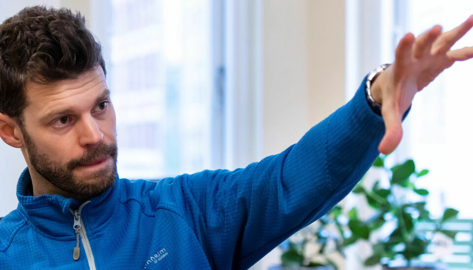 Alle foreldre som får økonomisk sosialhjelp skal få beholde hele barnetrygden, er et av forslagene til endringer som Rødt legger fram, når revidert nasjonalbudsjett behandles fredag 18. juni. Alle foreldre som får økonomisk sosialhjelp skal få beholde hele barnetrygden, er et av forslagene til endringer som Rødt legger fram, når revidert nasjonalbudsjett behandles fredag 18. juni.