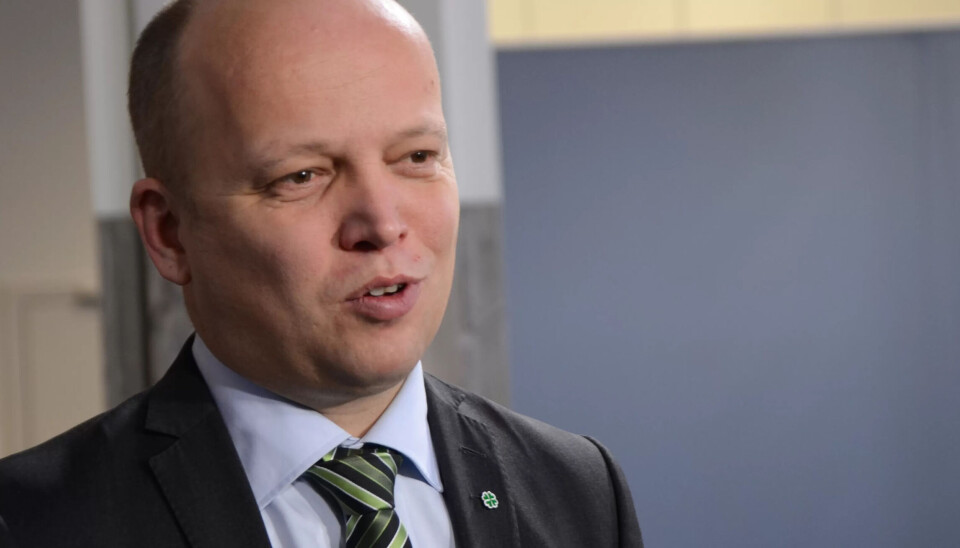 Finansminister Trygve Slagsvold Vedum lover at regjeringen skal gjøre mye mer for å få strømprisene ned. Finansminister Trygve Slagsvold Vedum lover at regjeringen skal gjøre mye mer for å få strømprisene ned.