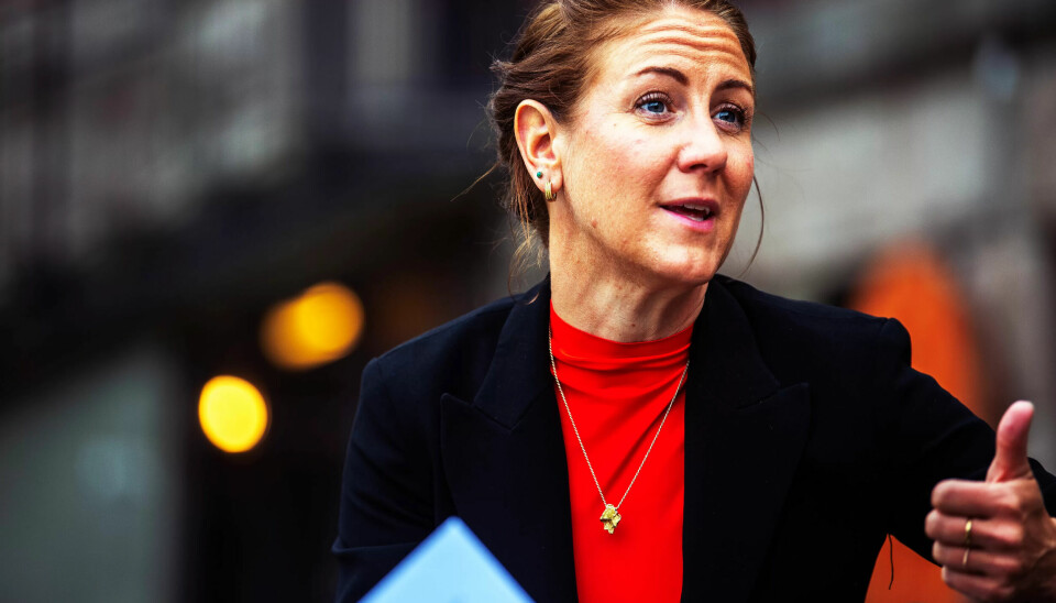 Arbeids- og inkluderingsminister Tonje Brenna sier at et godt og rettferdige regelverk for yrkesskader er helt sentralt i arbeidet med å sikre et godt og trygt arbeidsliv. Arbeids- og inkluderingsminister Tonje Brenna sier at et godt og rettferdige regelverk for yrkesskader er helt sentralt i arbeidet med å sikre et godt og trygt arbeidsliv.