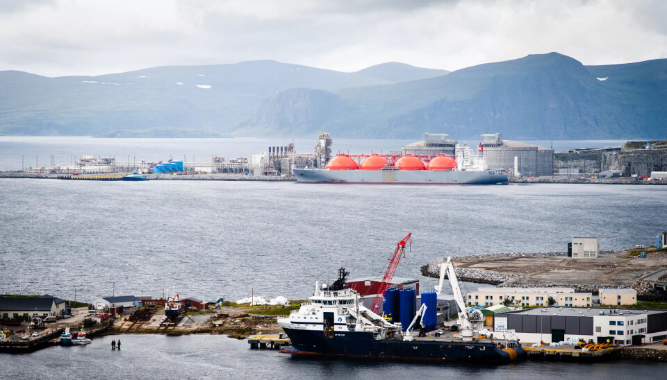 Støre bekrefter: Regjeringen går inn for elektrifisering av Melkøya
