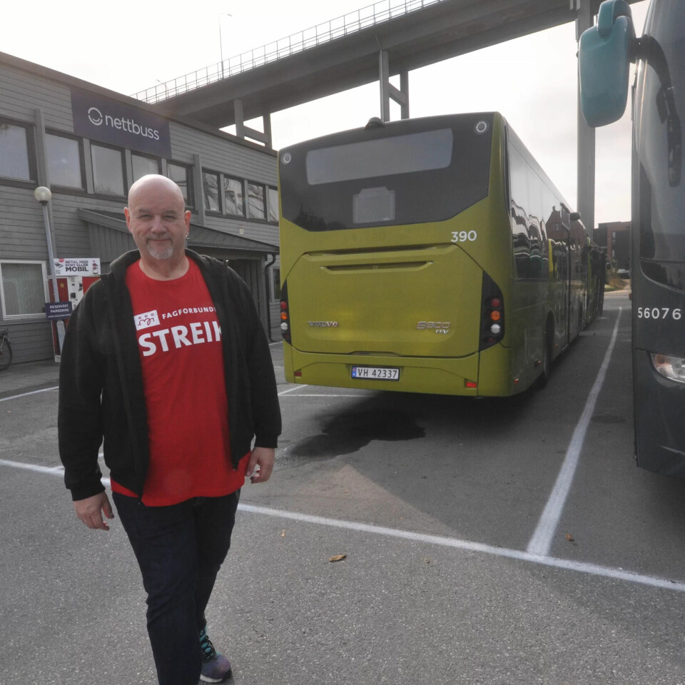 VÅKENATT: Klubbleder Svein Jacobsen ventet i spenning gjennom natten. Så begynte streikeforberedelsene. VÅKENATT: Klubbleder Svein Jacobsen ventet i spenning gjennom natten. Så begynte streikeforberedelsene.