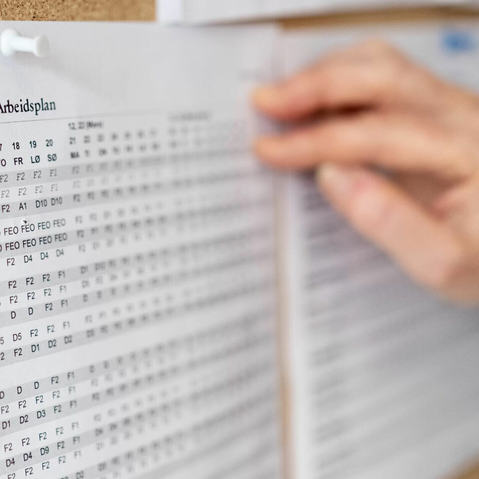 Arbeidsretten er enig med Fagforbundet og LO i at arbeidsgiver ikke kan innføre en medleverturnus med flere arbeidstimer enn det som er definert i tariffavtalen før det er etablert en særavtale med de ansatte. Arbeidsretten er enig med Fagforbundet og LO i at arbeidsgiver ikke kan innføre en medleverturnus med flere arbeidstimer enn det som er definert i tariffavtalen før det er etablert en særavtale med de ansatte.