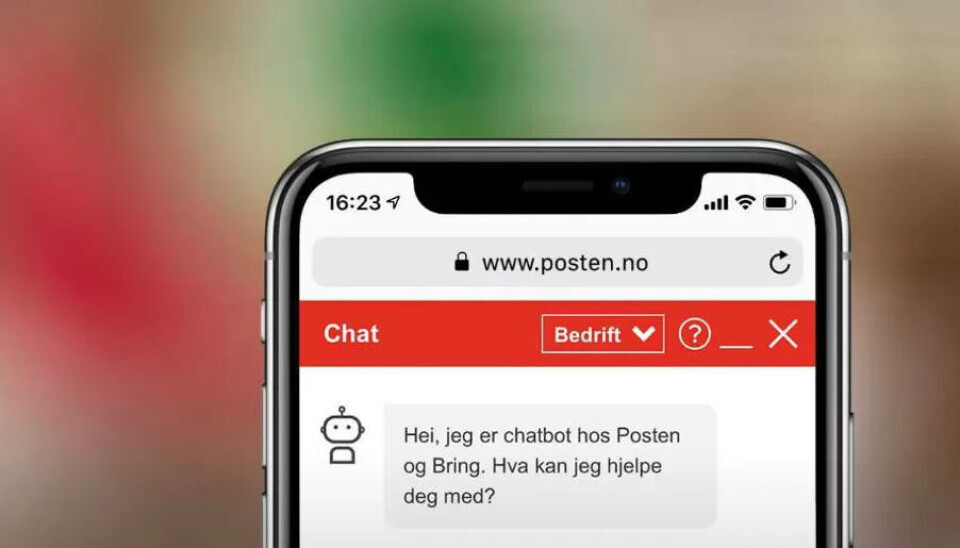 SELVBETJENING: Robot-genererte svar skal erstatte menneskelig kundeservice. I fjor resulterte robotenes inntog i at 44 årsverk ble kuttet. SELVBETJENING: Robot-genererte svar skal erstatte menneskelig kundeservice. I fjor resulterte robotenes inntog i at 44 årsverk ble kuttet.