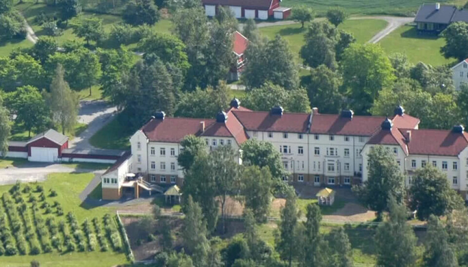 SI Reinsvoll er ett av to psykiatriske sykehus i Sykehuset Innlandet. SI Reinsvoll er ett av to psykiatriske sykehus i Sykehuset Innlandet.