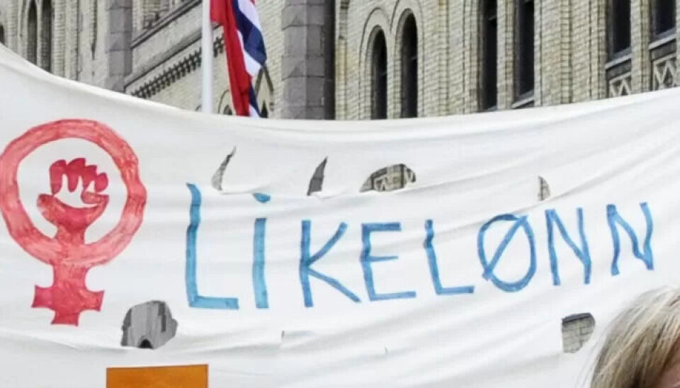 GJENGANGER: – Med dagens utvikling vil det ta over 50 år før vi får likelønn i Norge, skriver FO i sin pressemelding. Kravet om likelønn er fast innslag i 1. mai-toget. GJENGANGER: – Med dagens utvikling vil det ta over 50 år før vi får likelønn i Norge, skriver FO i sin pressemelding. Kravet om likelønn er fast innslag i 1. mai-toget.