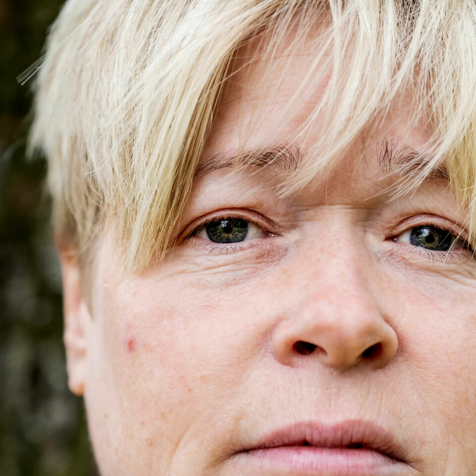 TUNGE LØFT: Inger-Lill Kjøniksen byttet fra et fysisk krevende yrke til et annet, og ble tilbudt deltidsstilling. Til slutt sa kroppen stopp. TUNGE LØFT: Inger-Lill Kjøniksen byttet fra et fysisk krevende yrke til et annet, og ble tilbudt deltidsstilling. Til slutt sa kroppen stopp.