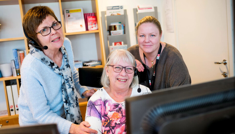 VERDSATT: De andre ansatte på sentralbordet i Skedsmo er glad for at senior Vera Ø. Rogstad fortsatte i seniortiltak. VERDSATT: De andre ansatte på sentralbordet i Skedsmo er glad for at senior Vera Ø. Rogstad fortsatte i seniortiltak.