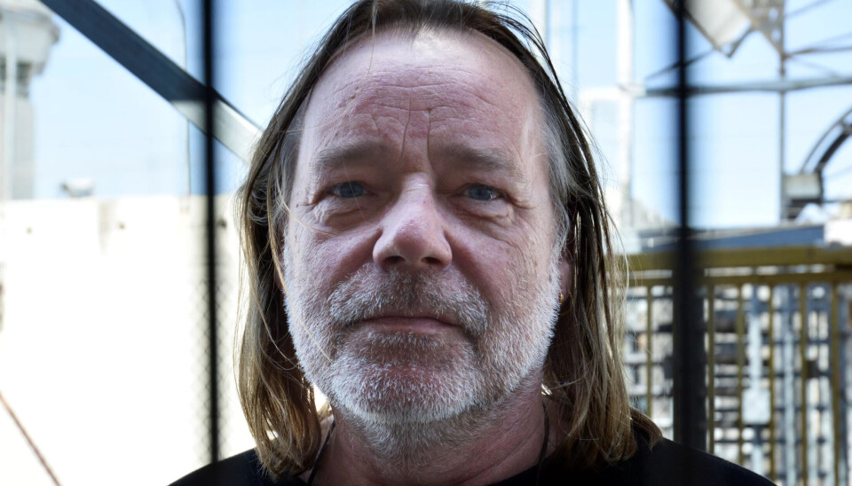 – De lever ikke i denne verden, i hvert fall ikke i kollektivtrafikkverdenen, sier Ola Floberg, leder av Oslo sporveiers arbeiderforening (OSA). – De lever ikke i denne verden, i hvert fall ikke i kollektivtrafikkverdenen, sier Ola Floberg, leder av Oslo sporveiers arbeiderforening (OSA).