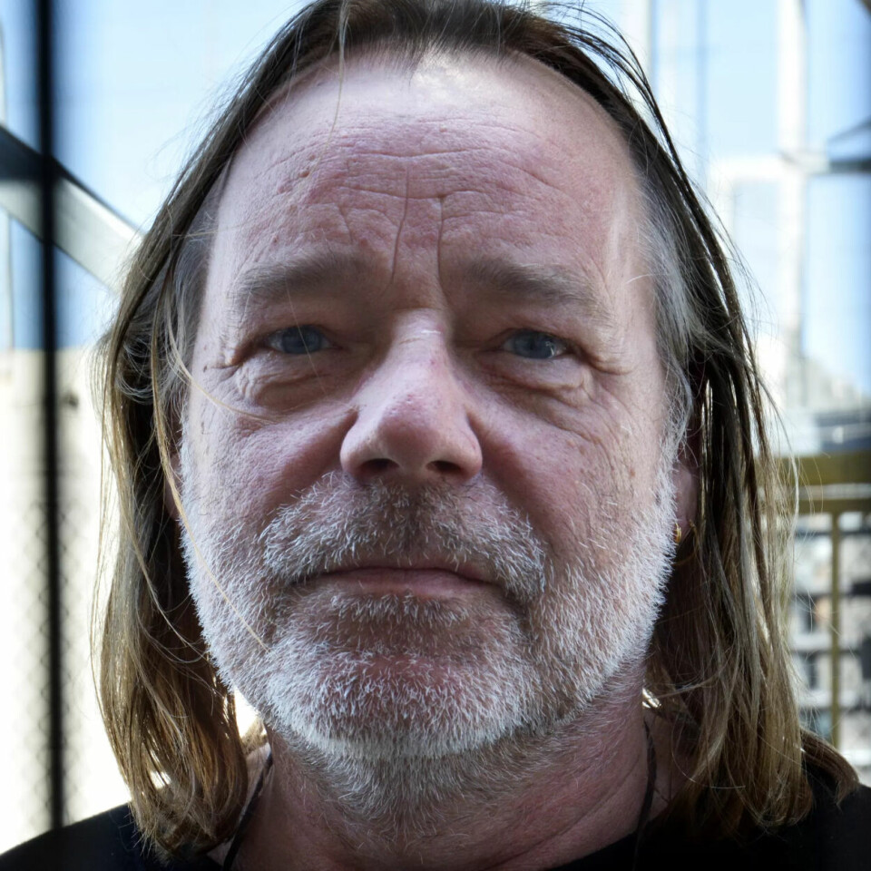 – De lever ikke i denne verden, i hvert fall ikke i kollektivtrafikkverdenen, sier Ola Floberg, leder av Oslo sporveiers arbeiderforening (OSA). – De lever ikke i denne verden, i hvert fall ikke i kollektivtrafikkverdenen, sier Ola Floberg, leder av Oslo sporveiers arbeiderforening (OSA).