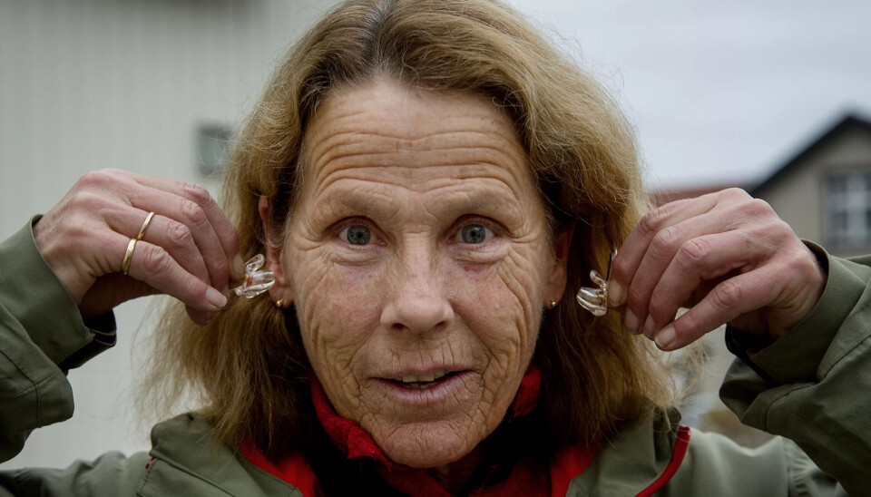 Hørselen til Trine Strømnes har blitt dårligere med årene. Hørselen til Trine Strømnes har blitt dårligere med årene.