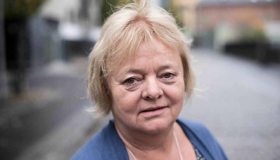 FO-leder Mimmi Kvisvik ser fram til å lese boka. FO-leder Mimmi Kvisvik ser fram til å lese boka.