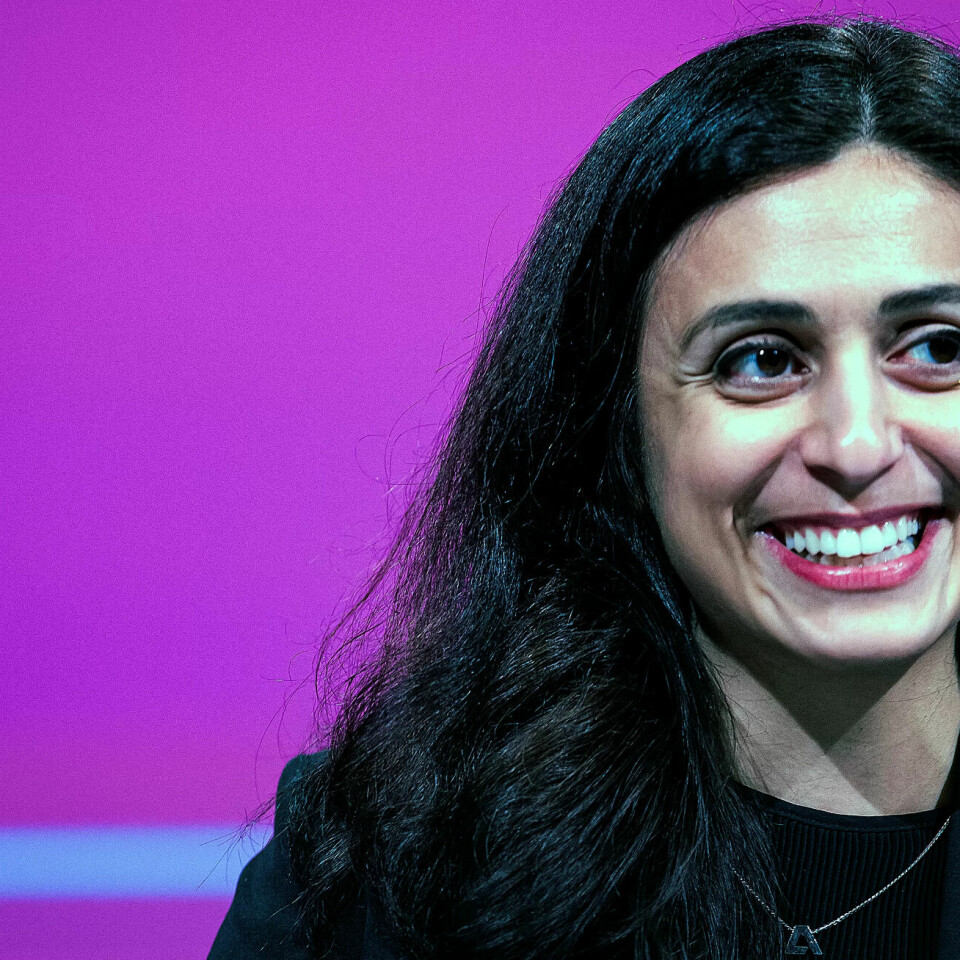 Arbeids- og inkluderingsminister Hadia Tajik (Ap) sier til VG at regjeringen likevel vil innføre pensjon fra første krone fra 1. januar 2022. Arbeids- og inkluderingsminister Hadia Tajik (Ap) sier til VG at regjeringen likevel vil innføre pensjon fra første krone fra 1. januar 2022.