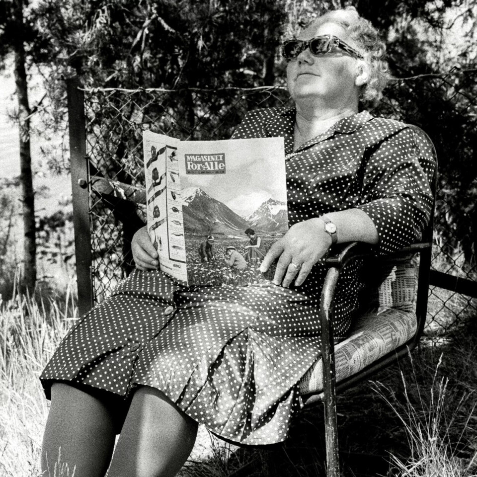 Mange kommer nok til å feriere i Norge i år, slik som denne husmora på Nesodden i 1963. Mange kommer nok til å feriere i Norge i år, slik som denne husmora på Nesodden i 1963.