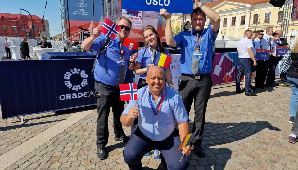 INNSATS I ROMANIA: Robert Andresen, Robert Samuelsen og Amalie Nordlie representerte trikkebyen Oslo på Norges første deltakelse i European Tramdrivers Championship - Trikke-EM. INNSATS I ROMANIA: Robert Andresen, Robert Samuelsen og Amalie Nordlie representerte trikkebyen Oslo på Norges første deltakelse i European Tramdrivers Championship - Trikke-EM.