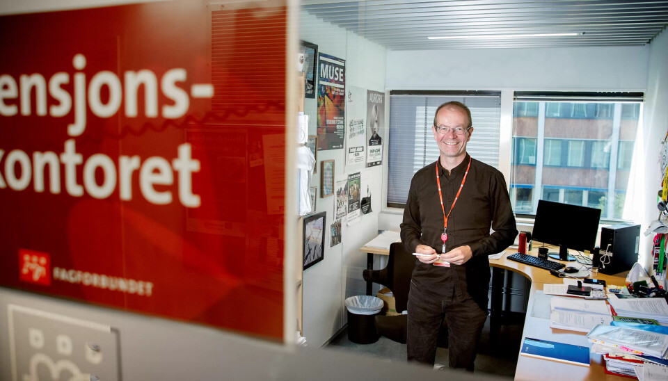 PENSJON: Spesialrådgiver Steinar Fuglevaag i Fagforbundet forklarer konsekvensene av at forhandlingene om ny særalderspensjon kollapset onsdag. PENSJON: Spesialrådgiver Steinar Fuglevaag i Fagforbundet forklarer konsekvensene av at forhandlingene om ny særalderspensjon kollapset onsdag.
