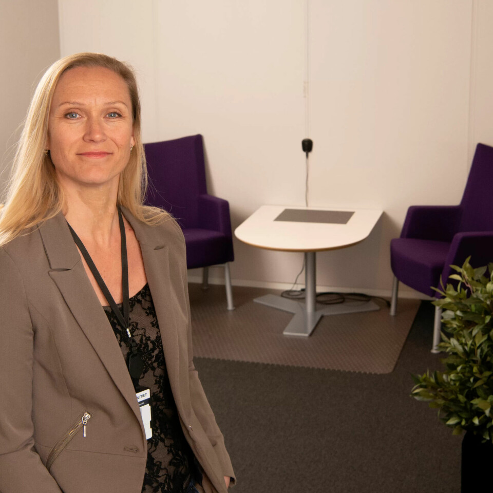 REDD FOR Å MISTE: - Av redsel for å miste venner hender det at personer med utviklingshemning går ofte med på noe de egentlig ikke liker, sier Linn Farstad. REDD FOR Å MISTE: - Av redsel for å miste venner hender det at personer med utviklingshemning går ofte med på noe de egentlig ikke liker, sier Linn Farstad.