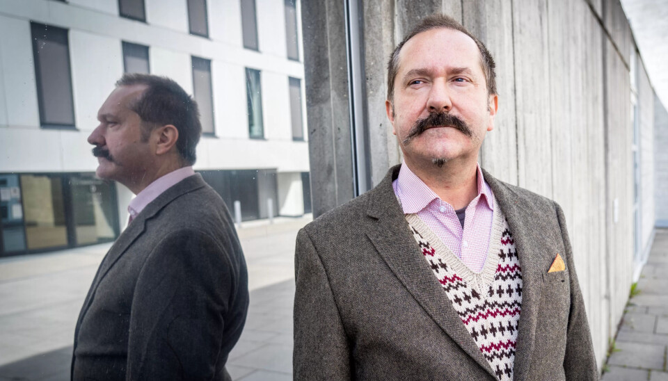 Medieviter, journalist og forfatter John Færseth kjenner til mange konspirasjonsteorier om barnevernet. Medieviter, journalist og forfatter John Færseth kjenner til mange konspirasjonsteorier om barnevernet.