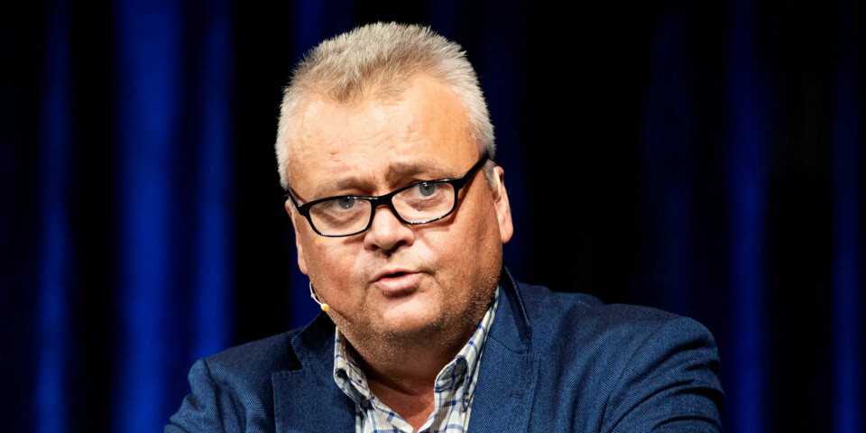 Fellesforbundet og Jørn Eggum er nå for lakseskatten. Fellesforbundet og Jørn Eggum er nå for lakseskatten.