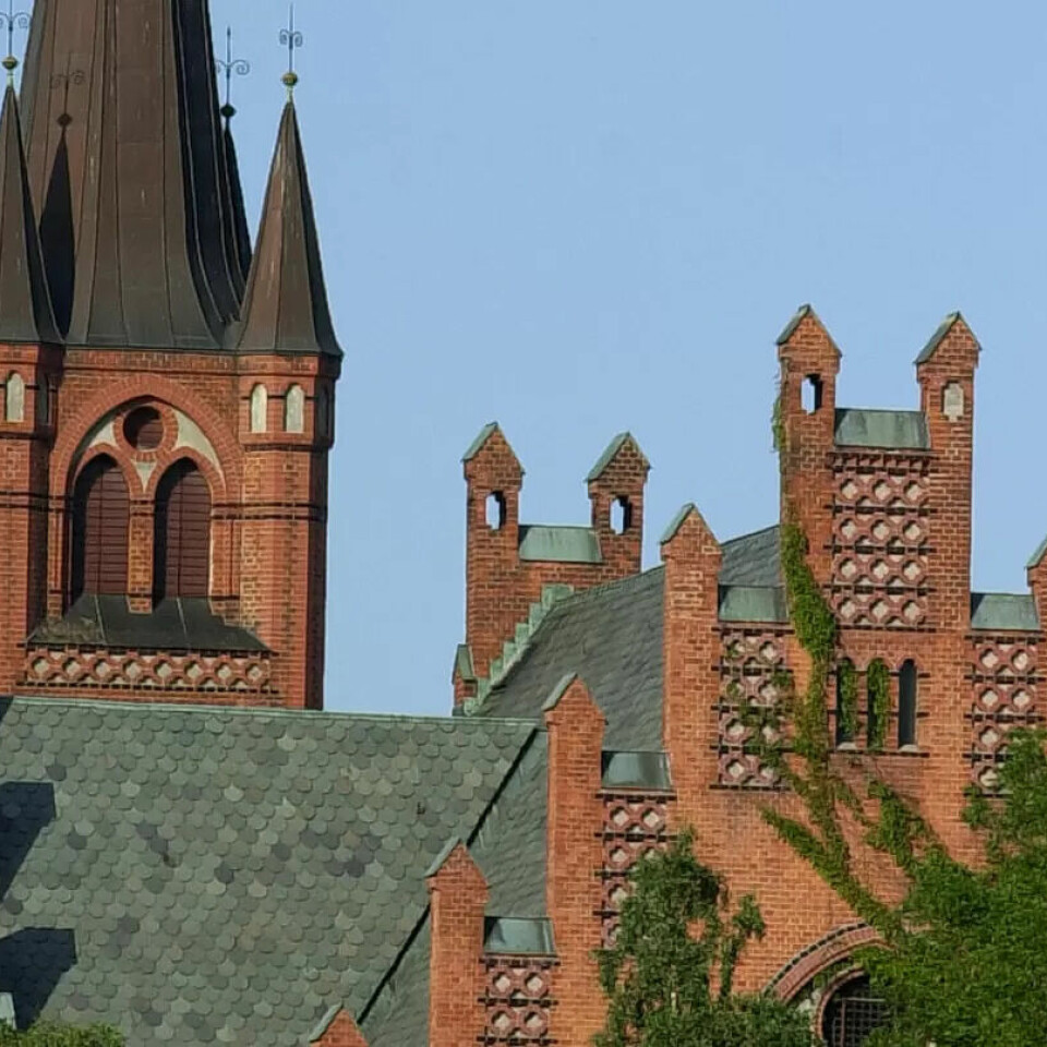 HÆRVERK: Høvik kirke har vært utsatt for hærverk. Arkivfoto. HÆRVERK: Høvik kirke har vært utsatt for hærverk. Arkivfoto.