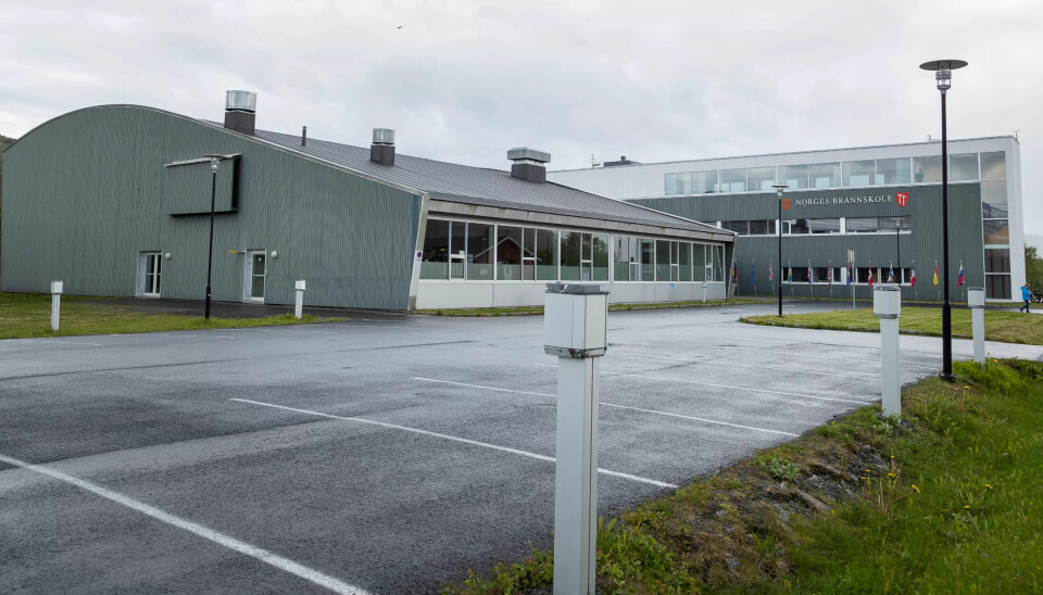 NYE TI MILLIONER: Det vil bli brukt ytterligere ti millioner kroner neste år for å få brakt etableringen av fagskole for brann- og redningspersonell videre. NYE TI MILLIONER: Det vil bli brukt ytterligere ti millioner kroner neste år for å få brakt etableringen av fagskole for brann- og redningspersonell videre.