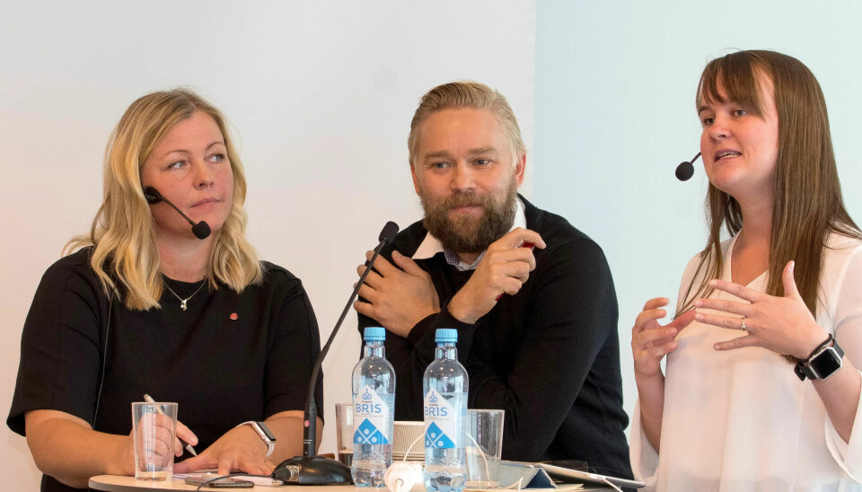 SAMARBEID: Kjersti Stenseng, Ap (til venstre), Audun Herning, SV og Marit Strand, Sp var enige om mange av grunnverdien i et rødgrønt samarbeid. Strand var den som ble mest utfordret fra landsmøtedeltakerne på en tydeligere politisk retning. SAMARBEID: Kjersti Stenseng, Ap (til venstre), Audun Herning, SV og Marit Strand, Sp var enige om mange av grunnverdien i et rødgrønt samarbeid. Strand var den som ble mest utfordret fra landsmøtedeltakerne på en tydeligere politisk retning.