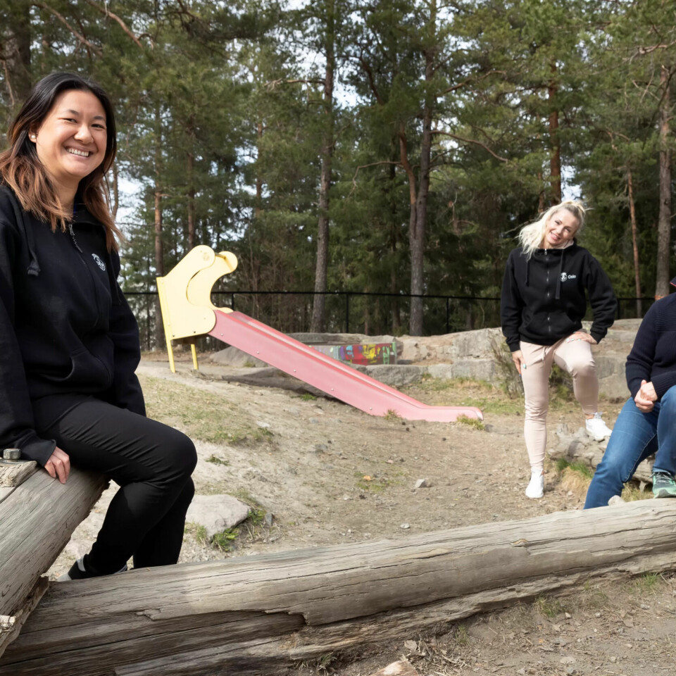 Viktig lederledd: Prosjektleder Tuong-Vy Dang i ressurspoolen sørger daglig for å få rett vikar til barnehager med behov. I tillegg har hun personalansvar med oppfølging og veiledning av vikarene. Viktig lederledd: Prosjektleder Tuong-Vy Dang i ressurspoolen sørger daglig for å få rett vikar til barnehager med behov. I tillegg har hun personalansvar med oppfølging og veiledning av vikarene.