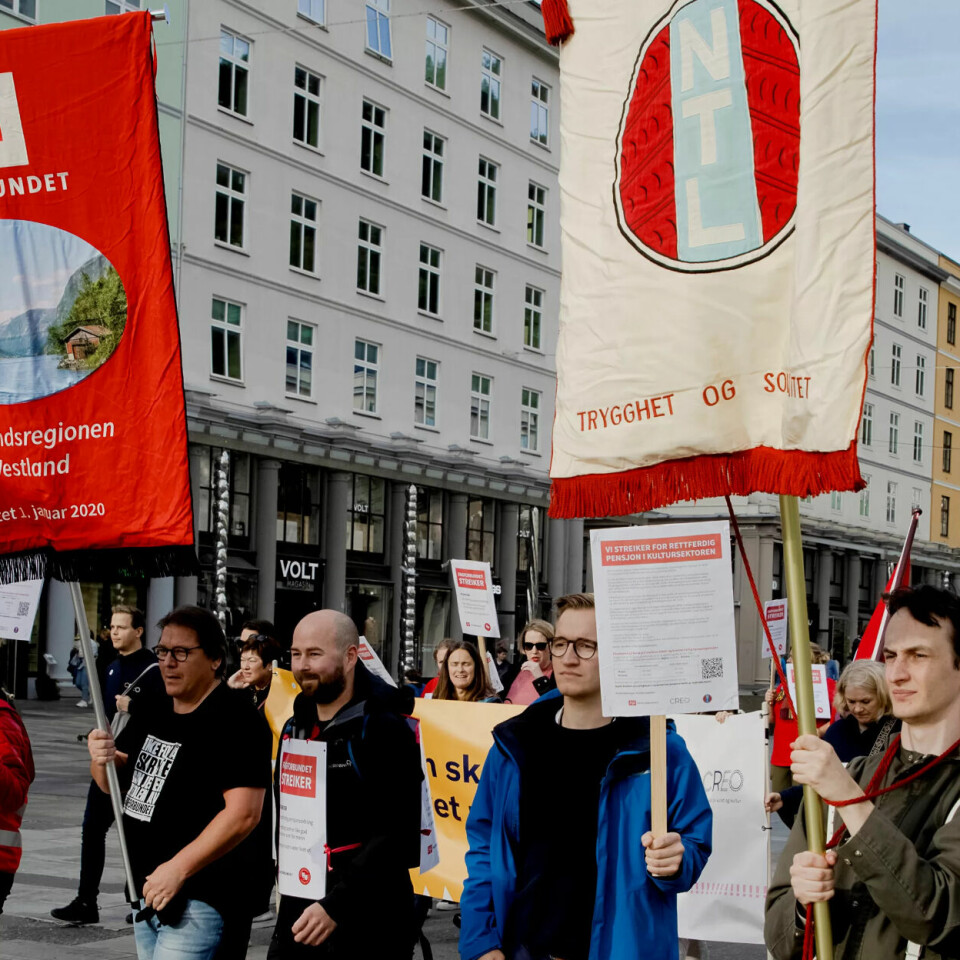 KULTURSTREIK: Fra kulturmarsjen i Bergen. KULTURSTREIK: Fra kulturmarsjen i Bergen.
