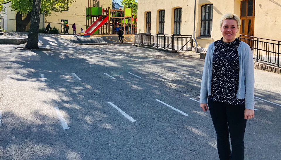 NORMAL HVERDAG FOR BARNA: Baseleder ved AKS på Sagene skole og tillitsvalgt i Fagforbundet Ellinor Margrethe Eide skulle ønske at når regjeringen først valgte å åpne skolen at barna fikk leke fritt. NORMAL HVERDAG FOR BARNA: Baseleder ved AKS på Sagene skole og tillitsvalgt i Fagforbundet Ellinor Margrethe Eide skulle ønske at når regjeringen først valgte å åpne skolen at barna fikk leke fritt.
