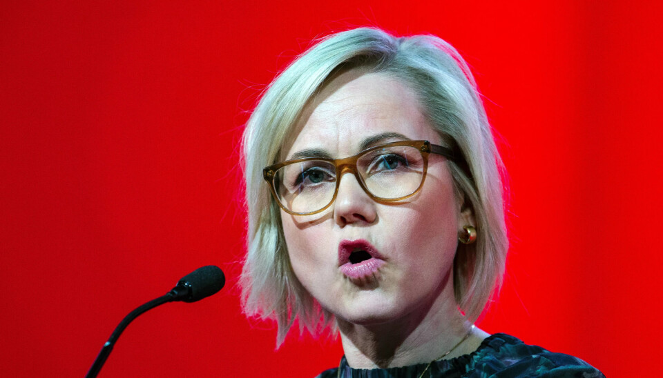 – Helseforetakene får i oppgave av meg å ha en kritisk gjennomgang av innleie, og en klar forventning om å begrense innleie, sier Ingvild Kjerkol. – Helseforetakene får i oppgave av meg å ha en kritisk gjennomgang av innleie, og en klar forventning om å begrense innleie, sier Ingvild Kjerkol.