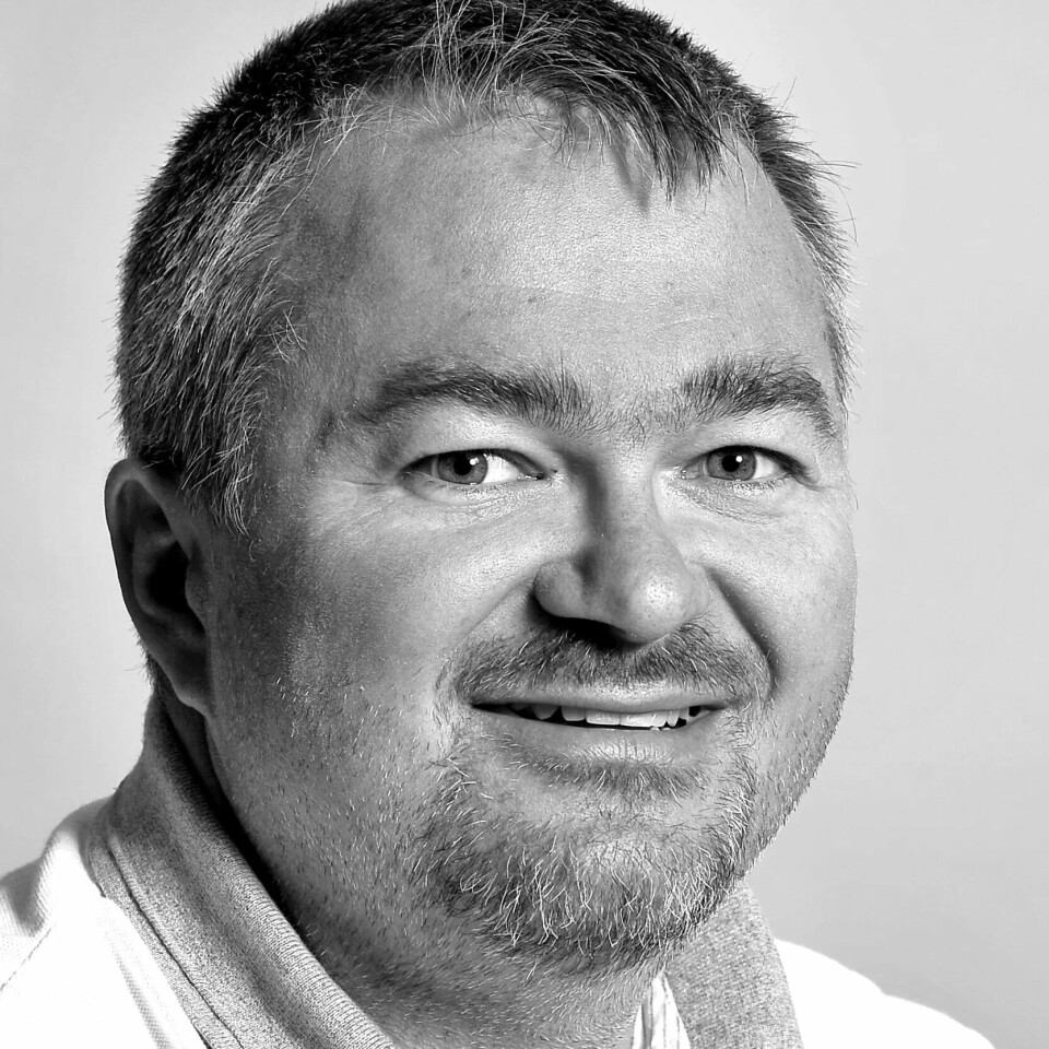JEVNER SEG UT? – Folk klager bare om høsten, sier rådgiver Arne Løseth. Ved overgang til sommertid på våren, blir natta en time kortere. JEVNER SEG UT? – Folk klager bare om høsten, sier rådgiver Arne Løseth. Ved overgang til sommertid på våren, blir natta en time kortere.