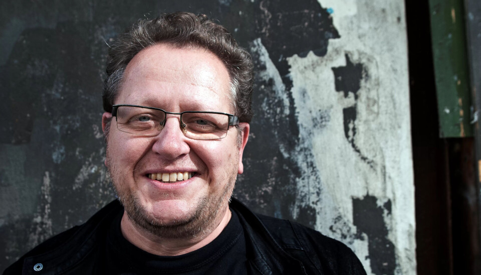 FORNØYD: Klubbleder Helge Storvik har kjempet for boikott av vin fra Israelsk-okkuperte områder. Nå er det slutt på salg av vin produsert av bosettere. FORNØYD: Klubbleder Helge Storvik har kjempet for boikott av vin fra Israelsk-okkuperte områder. Nå er det slutt på salg av vin produsert av bosettere.