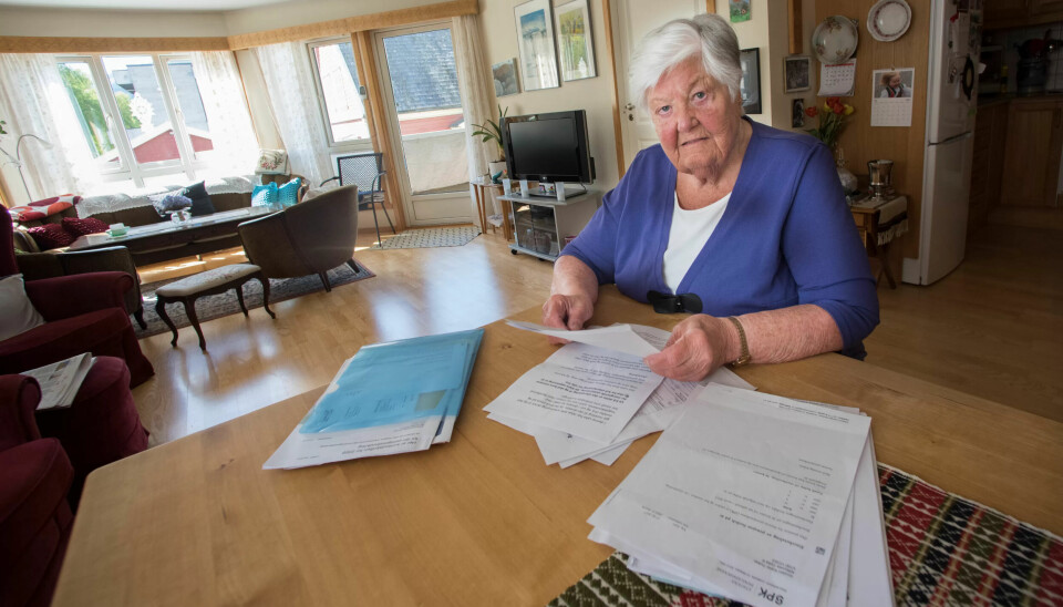 KJEMPET LENGE: Kirsten Karin Tvile har kjempet lenge, med hjelp fra Fagforbundet, for å få den pensjonen som alle i utgangspunktet er enige om at hun har krav på. Nå får hun etterbetalt for ytterligere ti år, ut over de tre som hun allerede har fått etterbetalt for. KJEMPET LENGE: Kirsten Karin Tvile har kjempet lenge, med hjelp fra Fagforbundet, for å få den pensjonen som alle i utgangspunktet er enige om at hun har krav på. Nå får hun etterbetalt for ytterligere ti år, ut over de tre som hun allerede har fått etterbetalt for.