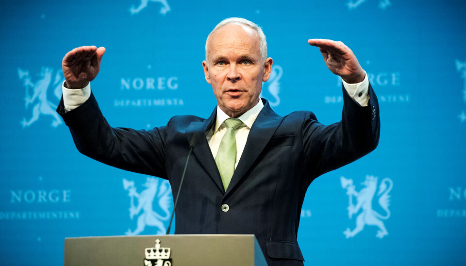 Jan Tore Sanner er ikke imponert over Arbeiderparrtiets storsatsing på yrkesfag. Jan Tore Sanner er ikke imponert over Arbeiderparrtiets storsatsing på yrkesfag.