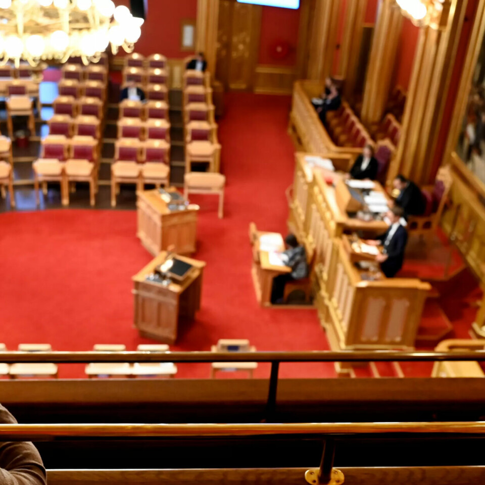 TILLIT: Stortingspolitikerne stoler mindre på mediene. TILLIT: Stortingspolitikerne stoler mindre på mediene.