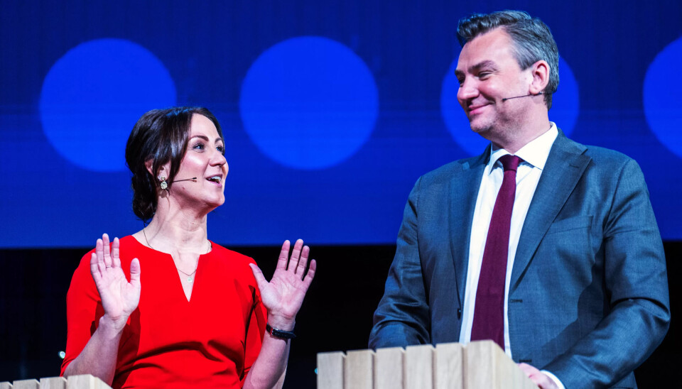 MØTE: Tonje Brenna møtte Henrik Asheim på NHO-konferansen. MØTE: Tonje Brenna møtte Henrik Asheim på NHO-konferansen.
