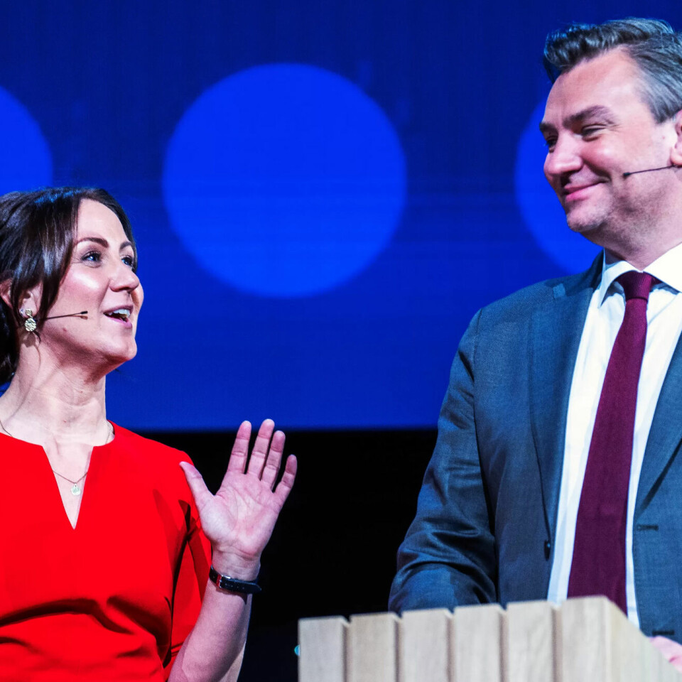 MØTE: Tonje Brenna møtte Henrik Asheim på NHO-konferansen. MØTE: Tonje Brenna møtte Henrik Asheim på NHO-konferansen.