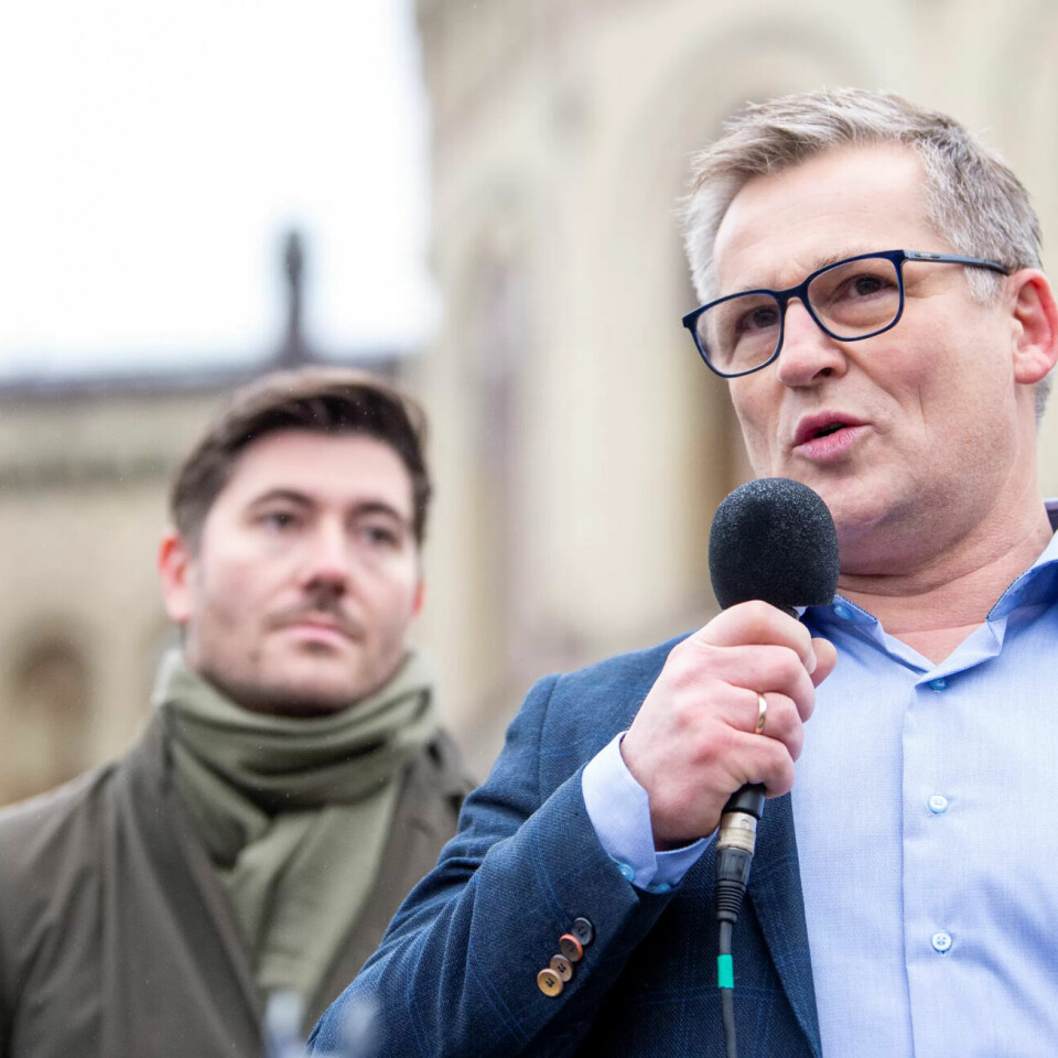 Dagfinn Olsen (FrP) mener samfunnet må ha tillit til at arbeidsgiverne vil sørge for at ansatte får ordninger som passer arbeidstaker best. Dagfinn Olsen (FrP) mener samfunnet må ha tillit til at arbeidsgiverne vil sørge for at ansatte får ordninger som passer arbeidstaker best.