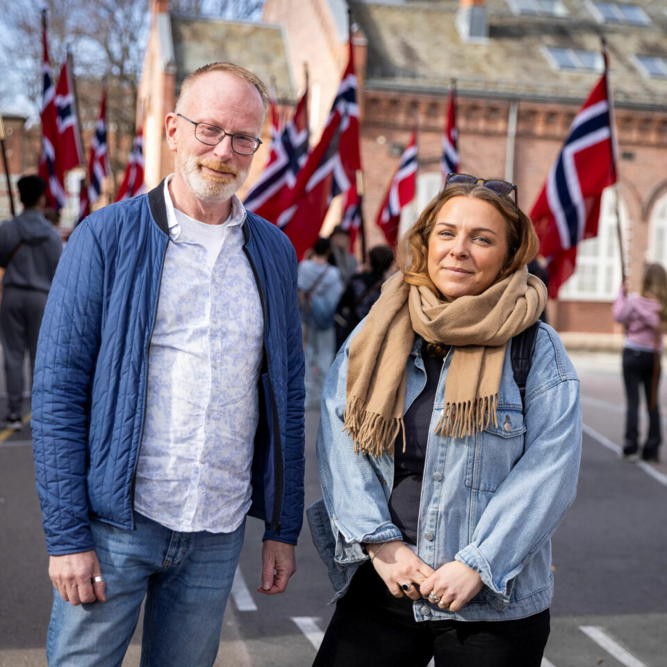 VIL IKKE HA LOKALE FORHANDLINGER: – Det er vanvittig mye jobb for ekstremt lite penger og skikkelig dårlig stemning etterpå. Derfor er Fagforbundet for at mest mulig tas i sentrale oppgjør, sier Berit Tevik. Her sammen med Odd-Erik Fallet. VIL IKKE HA LOKALE FORHANDLINGER: – Det er vanvittig mye jobb for ekstremt lite penger og skikkelig dårlig stemning etterpå. Derfor er Fagforbundet for at mest mulig tas i sentrale oppgjør, sier Berit Tevik. Her sammen med Odd-Erik Fallet.