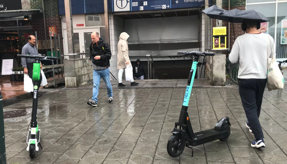 GLEDE OG BESVÆR: I dag er det ti tusen el-sparkesykler i Oslo. Ytterligere to tusen kommer om litt. GLEDE OG BESVÆR: I dag er det ti tusen el-sparkesykler i Oslo. Ytterligere to tusen kommer om litt.