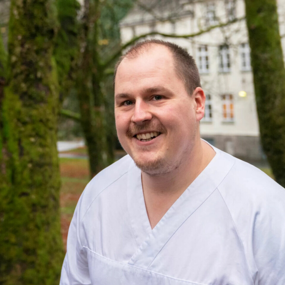 VIL BLI BETRE: – Eg ønskjer å gjere ein betre jobb. Difor tek eg fagbrev, seier Frank Finnebotten. VIL BLI BETRE: – Eg ønskjer å gjere ein betre jobb. Difor tek eg fagbrev, seier Frank Finnebotten.