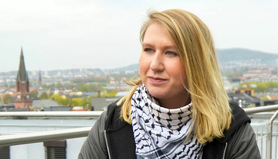 PENSJON: Maren (26) må stå lengre i jobb enn dagens generasjon pensjonister for å få samme uttelling når hun går av. PENSJON: Maren (26) må stå lengre i jobb enn dagens generasjon pensjonister for å få samme uttelling når hun går av.