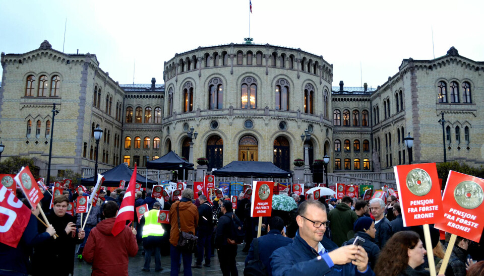 ENGASJEMENT: Stortinget fikk klar beskjed om hva LO-folk mener om pensjon. ENGASJEMENT: Stortinget fikk klar beskjed om hva LO-folk mener om pensjon.