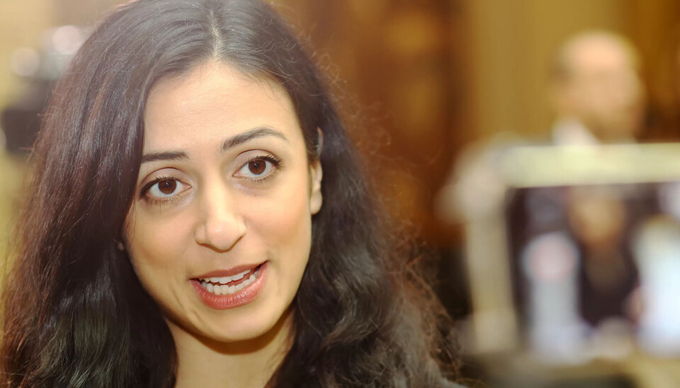 -KVINNENES BYGGEBRANSJE: Ap-nestleder Hadia Tajik sier hun deler arbeidsrett-ekspert Elin Ørjasæters bekymring om skjønnhetsbransjen: -Den negative utviklingen vi har sett i bygg og anleggsbransjen med dels grov utnytting av arbeidsfolk, kan nå også sees i skjønnhetsbransjen. -KVINNENES BYGGEBRANSJE: Ap-nestleder Hadia Tajik sier hun deler arbeidsrett-ekspert Elin Ørjasæters bekymring om skjønnhetsbransjen: -Den negative utviklingen vi har sett i bygg og anleggsbransjen med dels grov utnytting av arbeidsfolk, kan nå også sees i skjønnhetsbransjen.