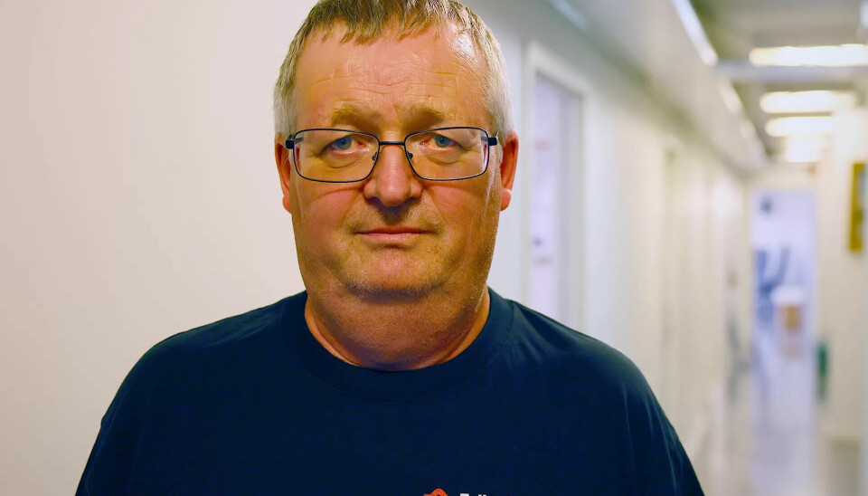 NYVALGT: Klubblederen Knut Aabø er budbilsjåfør i et mindre firma. Av elleve stiftende medlemmer og sju oppmøtte er han alene om å stå frem med navn og bilde, men ønsker ikke at hans daglige oppdragsgiver skal navngis. NYVALGT: Klubblederen Knut Aabø er budbilsjåfør i et mindre firma. Av elleve stiftende medlemmer og sju oppmøtte er han alene om å stå frem med navn og bilde, men ønsker ikke at hans daglige oppdragsgiver skal navngis.