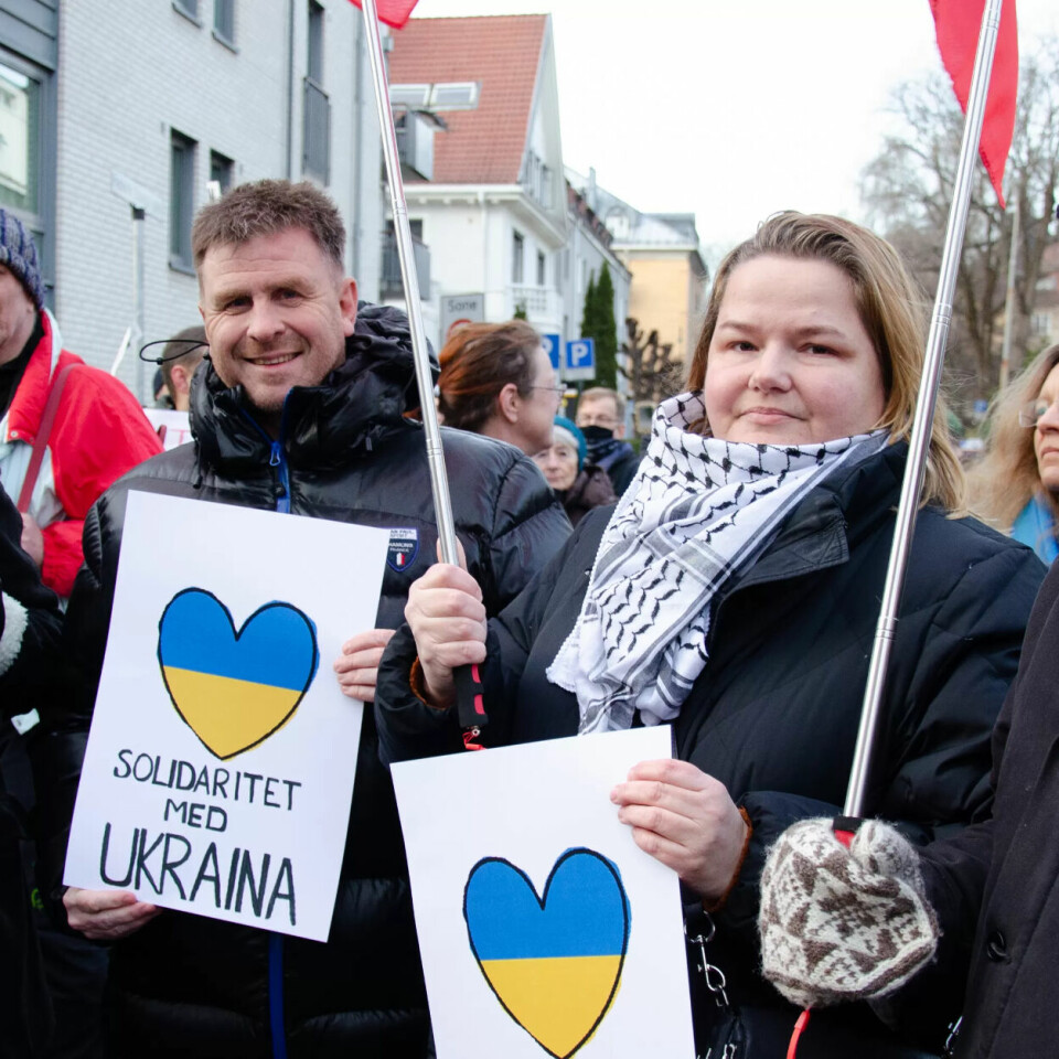 SOLIDARITET: En rekke tillitsvalgte fra Fagforbundet deltok på fredsmarkeringen. Fra venstre: Asbjørn Andvig hovedtillitsvalgt i Nordre Aker, Vidar Evje, nestleder i Fagforbundet Oslo, Marta Tryjanska, opplæringsansvarlig Barn og oppvekst og Anders Borg, nestleder i Fagforbundet barn og oppvekst Oslo. SOLIDARITET: En rekke tillitsvalgte fra Fagforbundet deltok på fredsmarkeringen. Fra venstre: Asbjørn Andvig hovedtillitsvalgt i Nordre Aker, Vidar Evje, nestleder i Fagforbundet Oslo, Marta Tryjanska, opplæringsansvarlig Barn og oppvekst og Anders Borg, nestleder i Fagforbundet barn og oppvekst Oslo.