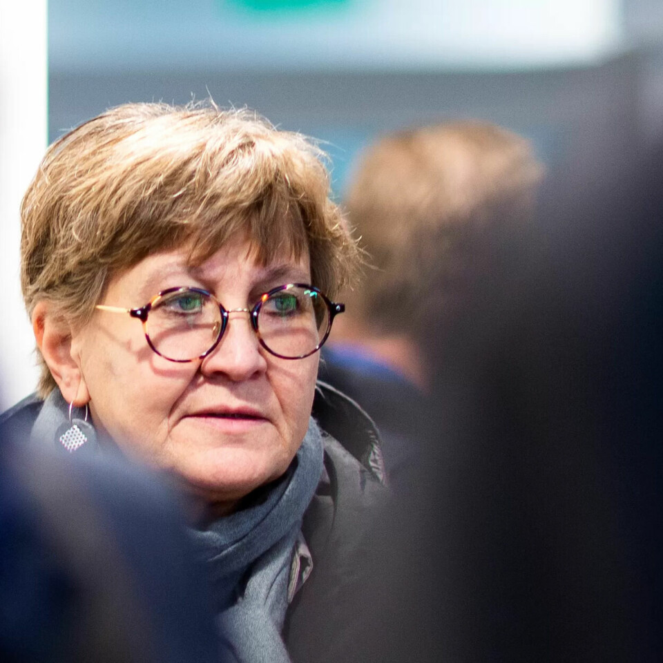 – Viktige funksjoner kan bli delvis lammet hvis ansatte må i karantene. Derfor er det spesielt viktig å sikre arbeidskraft slik at disse viktige tjenestene til innbyggerne blir opprettholdt, sier Mette Nord. Både Ks og arbeidstakerorganisasjonene har nå bedt om et møte med regjeringen om kommunenes pressede situasjon. – Viktige funksjoner kan bli delvis lammet hvis ansatte må i karantene. Derfor er det spesielt viktig å sikre arbeidskraft slik at disse viktige tjenestene til innbyggerne blir opprettholdt, sier Mette Nord. Både Ks og arbeidstakerorganisasjonene har nå bedt om et møte med regjeringen om kommunenes pressede situasjon.