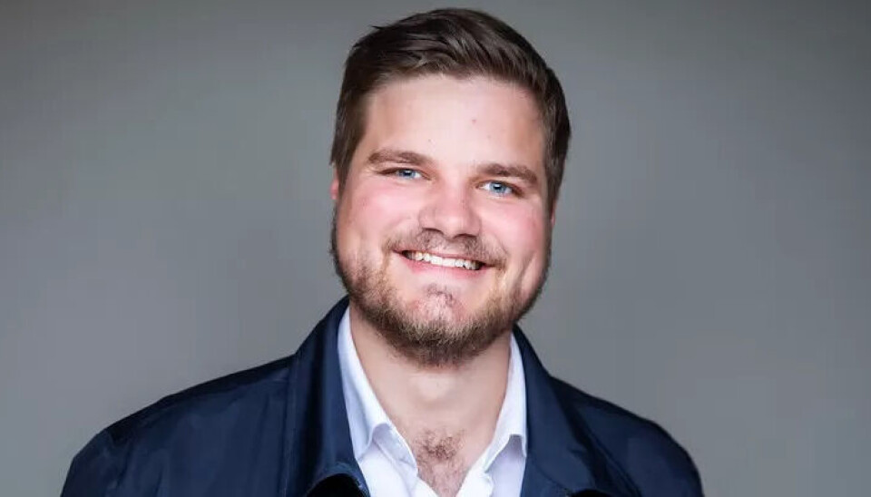 KRITISK: Tobias Drevland Lund sit på Telemarksbenken for Rødt på tinget. Han meiner at store selskap har gribba til seg pengar frå norske barnehagar. KRITISK: Tobias Drevland Lund sit på Telemarksbenken for Rødt på tinget. Han meiner at store selskap har gribba til seg pengar frå norske barnehagar.